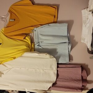 😀 lds sz Medium LOT